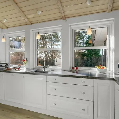 4 Bedroom Gorgeous In Storvorde