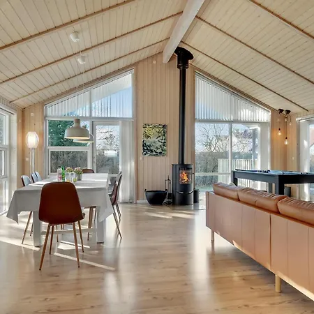4 Bedroom Gorgeous In Storvorde *